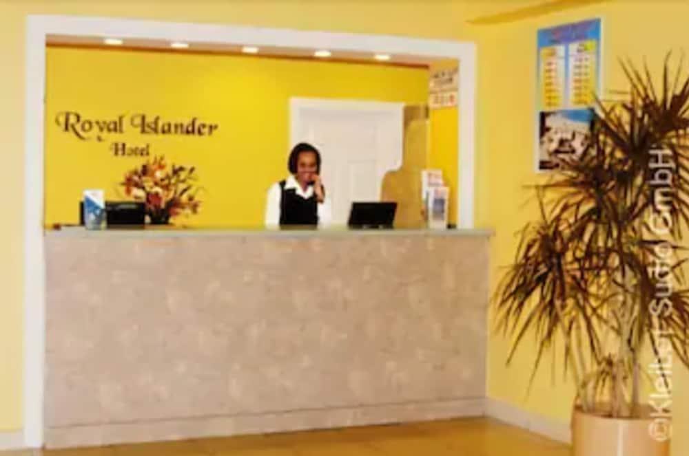 Royal Islander Hotel Freeport Interior photo